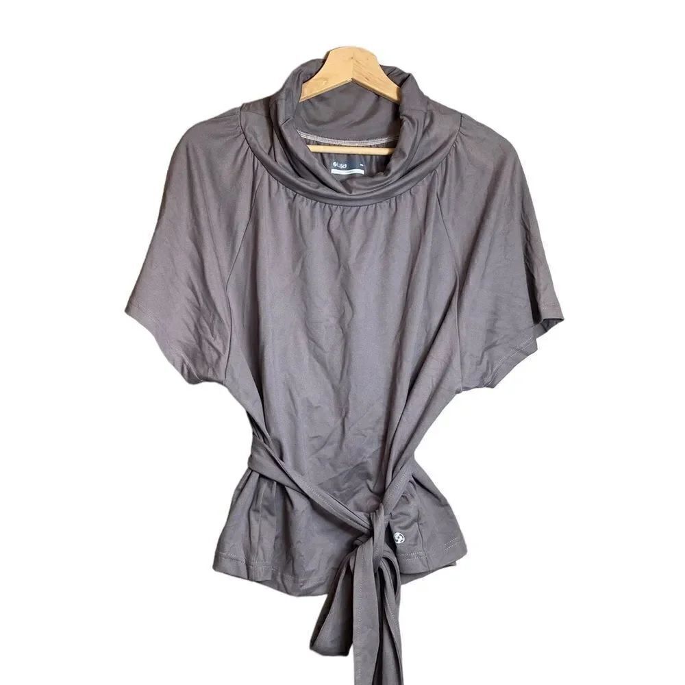 Lija cowl neck short sleeve